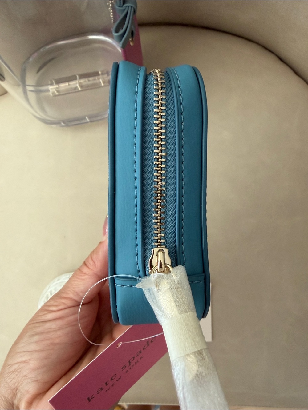 Kate Spade X Disney clear jar crossbody with blue Alice applique and pink tag - Picture 10 of 13